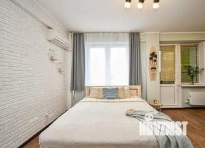 Студия квартира, посуточно, 35м2, 2/17 этаж