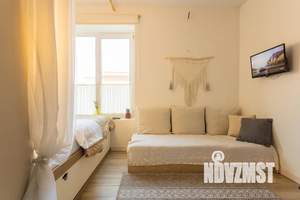 Студия квартира, посуточно, 31м2, 1/2 этаж