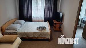 1-к квартира, посуточно, 40м2, 2/5 этаж