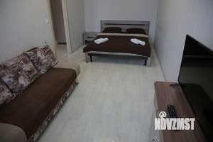 1-к квартира, посуточно, 40м2, 1/1 этаж