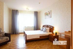 1-к квартира, посуточно, 52м2, 1/1 этаж