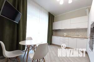 1-к квартира, посуточно, 45м2, 18/25 этаж