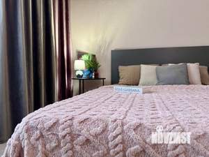 1-к квартира, посуточно, 42м2, 6/15 этаж