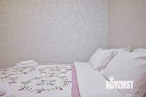 2-к квартира, посуточно, 40м2, 1/9 этаж