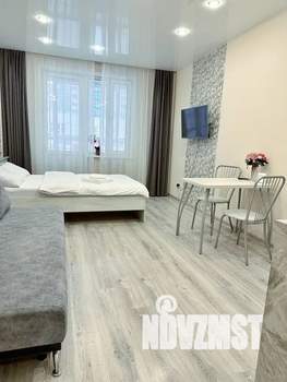 Студия квартира, посуточно, 28м2, 3/17 этаж