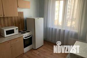 1-к квартира, посуточно, 35м2, 3/10 этаж