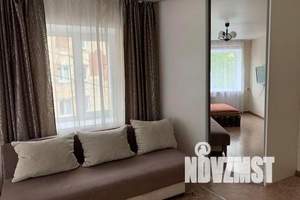 1-к квартира, посуточно, 38м2, 3/5 этаж