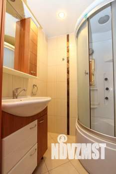 2-к квартира, посуточно, 67м2, 6/10 этаж