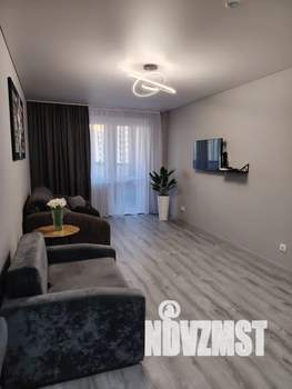 Студия квартира, посуточно, 33м2, 4/18 этаж