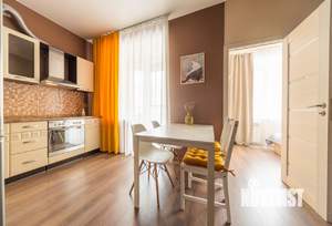 1-к квартира, посуточно, 38м2, 1/1 этаж