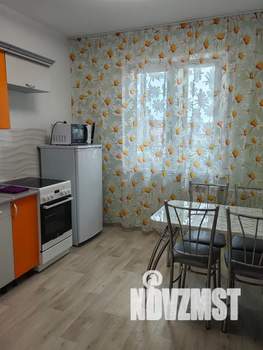 1-к квартира, посуточно, 42м2, 8/10 этаж