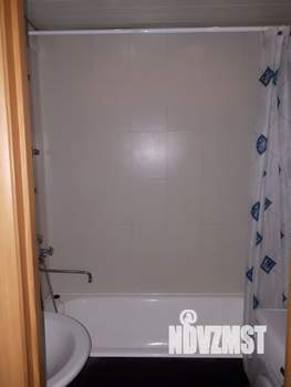 1-к квартира, посуточно, 34м2, 4/10 этаж