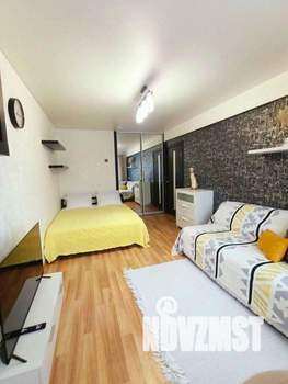 1-к квартира, посуточно, 32м2, 1/1 этаж