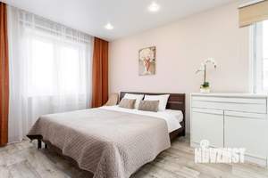 2-к квартира, посуточно, 65м2, 1/1 этаж