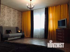 1-к квартира, посуточно, 38м2, 4/10 этаж