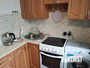 1-к квартира, посуточно, 38м2, 2/9 этаж