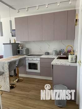 2-к квартира, посуточно, 38м2, 15/22 этаж