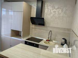 1-к квартира, посуточно, 53м2, 1/1 этаж