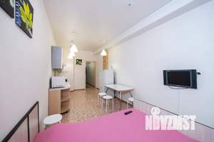 Студия квартира, посуточно, 32м2, 2/10 этаж
