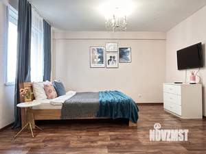 Студия квартира, посуточно, 33м2, 5/17 этаж
