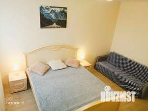 1-к квартира, посуточно, 38м2, 23/25 этаж