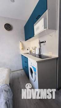 Студия квартира, посуточно, 14м2, 3/5 этаж