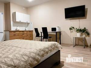 Студия квартира, посуточно, 35м2, 3/25 этаж