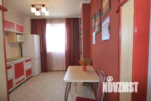 1-к квартира, посуточно, 51м2, 15/16 этаж