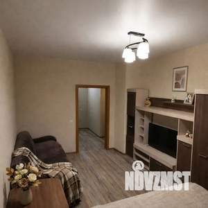 1-к квартира, посуточно, 40м2, 3/19 этаж