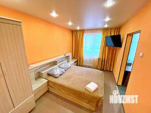 1-к квартира, посуточно, 36м2, 1/1 этаж