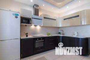 2-к квартира, посуточно, 70м2, 8/17 этаж