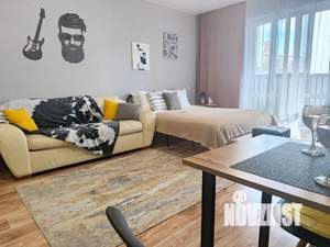 Студия квартира, посуточно, 42м2, 2/17 этаж