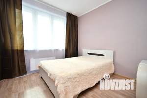 1-к квартира, посуточно, 42м2, 20/25 этаж