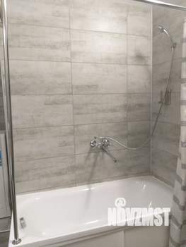 Студия квартира, посуточно, 36м2, 21/23 этаж