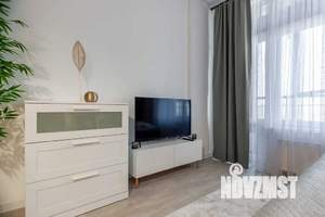 Студия квартира, посуточно, 28м2, 12/24 этаж