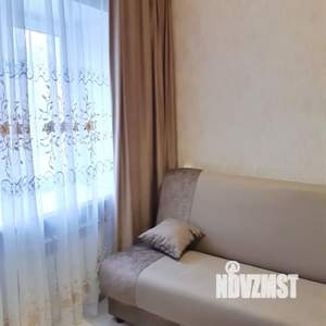 3-к квартира, посуточно, 47м2, 2/5 этаж