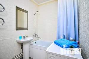 2-к квартира, посуточно, 50м2, 1/1 этаж