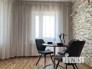 1-к квартира, посуточно, 41м2, 8/17 этаж