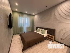 Студия квартира, посуточно, 33м2, 11/16 этаж