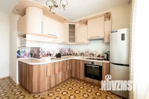 1-к квартира, посуточно, 42м2, 16/25 этаж