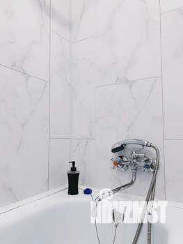 1-к квартира, посуточно, 40м2, 4/10 этаж