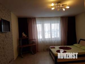 1-к квартира, посуточно, 50м2, 1/1 этаж