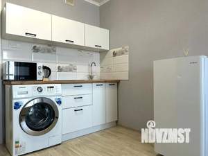 Студия квартира, посуточно, 30м2, 13/24 этаж