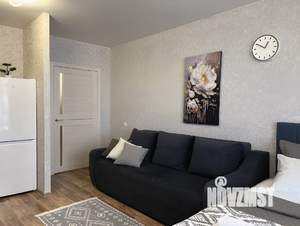 Студия квартира, посуточно, 37м2, 7/17 этаж