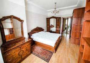 3-к квартира, на длительный срок, 70м2, 2/4 этаж