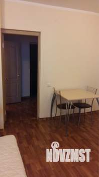 1-к квартира, посуточно, 42м2, 6/10 этаж