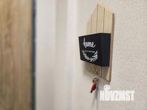 Студия квартира, посуточно, 34м2, 1/5 этаж