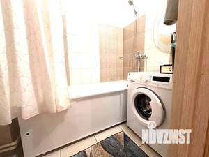 Студия квартира, посуточно, 35м2, 14/15 этаж