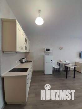 1-к квартира, посуточно, 39м2, 1/1 этаж