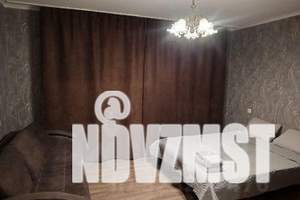 1-к квартира, посуточно, 40м2, 8/10 этаж